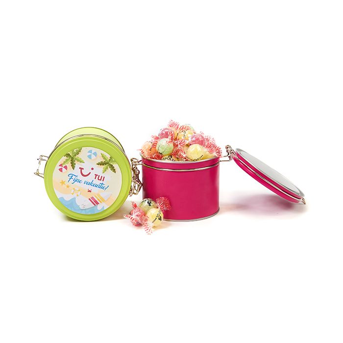 Gekleurde blikken met snoep