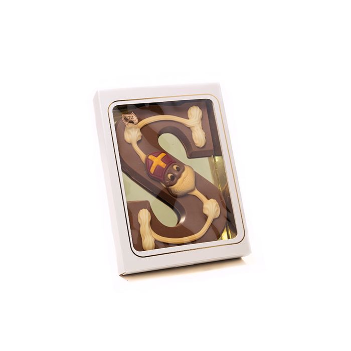 Chocoladeletter met decoratie 1