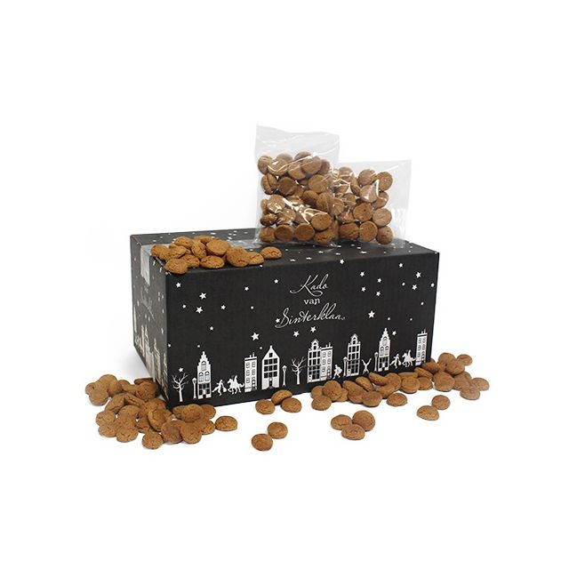 Doos met kruidnootzakjes 50 gr