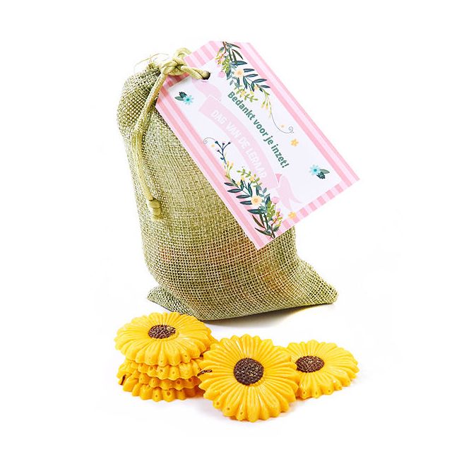 Choco zonnebloemen in jute zakje